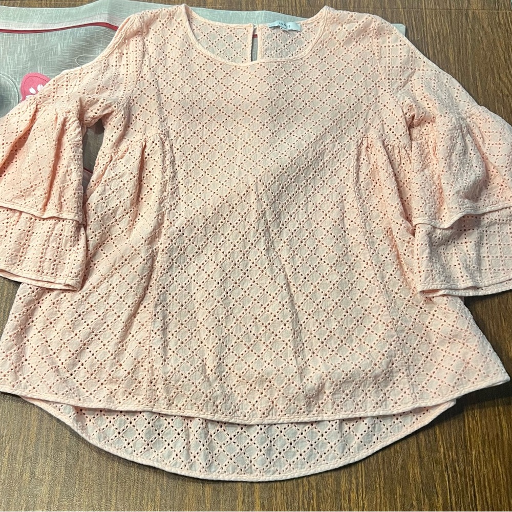 Lumie Womens Small Shirt - Open Shoulders - Pink